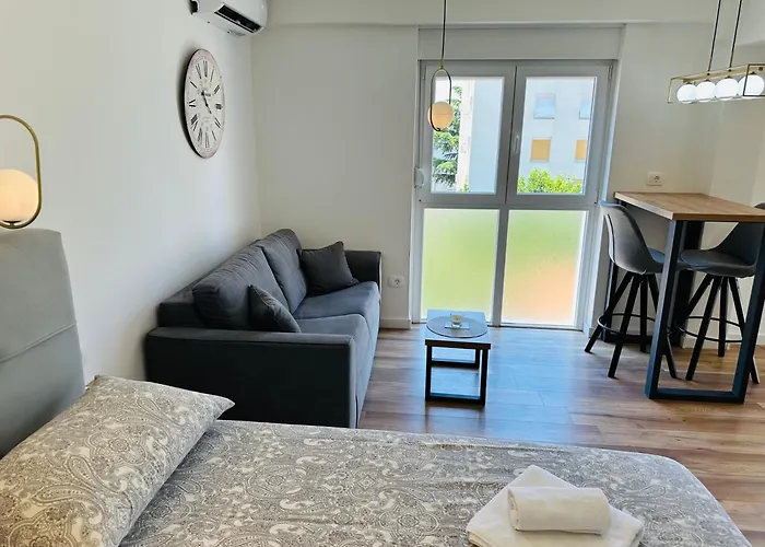 Mara *