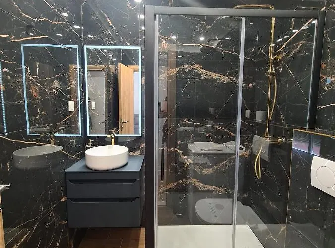 Mara&padrona Ζαντάρ